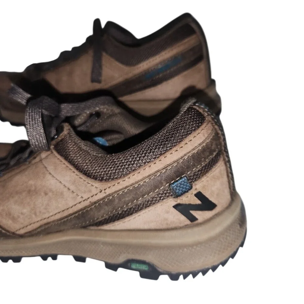 New Balance WW910BR Womens 9 2A Brown Suede Trail Walking Hiking Shoes